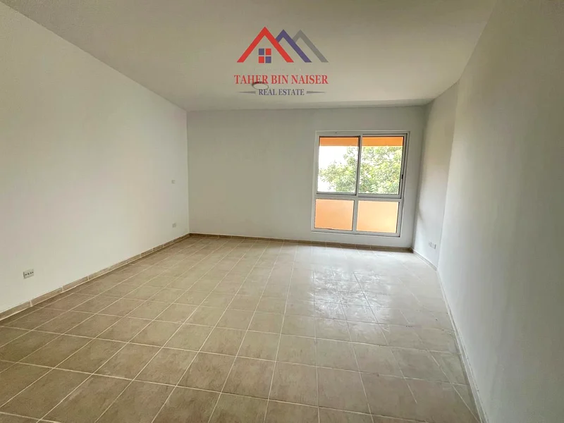 12 CHEQUES CLOSE KITCHEN  MAINTENANCE FREE63729679490435113