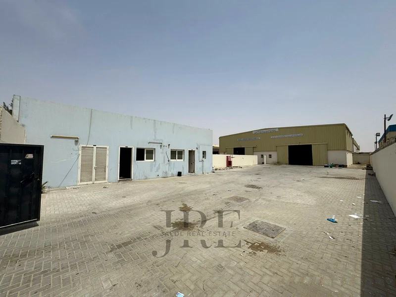 Warehouse for Rent in Al Sajaa, Sharjah63622638774017114