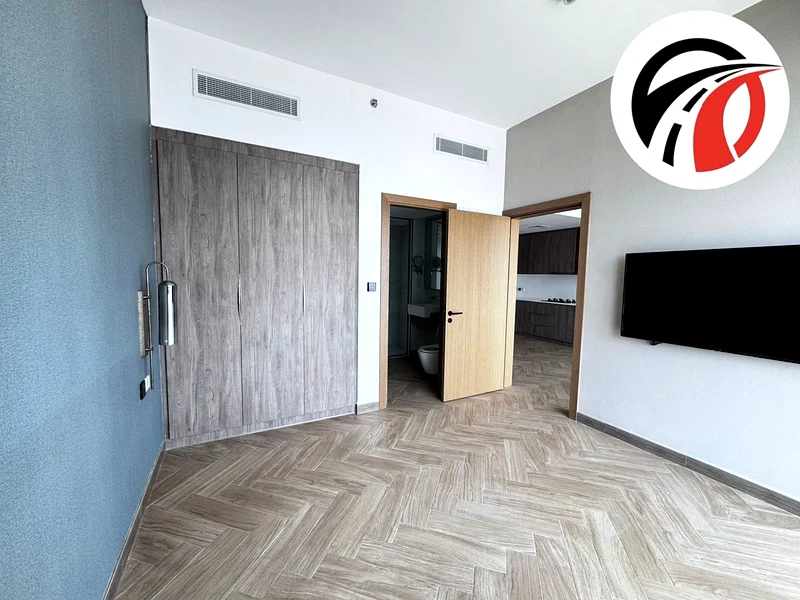 Semi Furnished 1bedroom hall with balcony wardrobes free parking63727656228097111