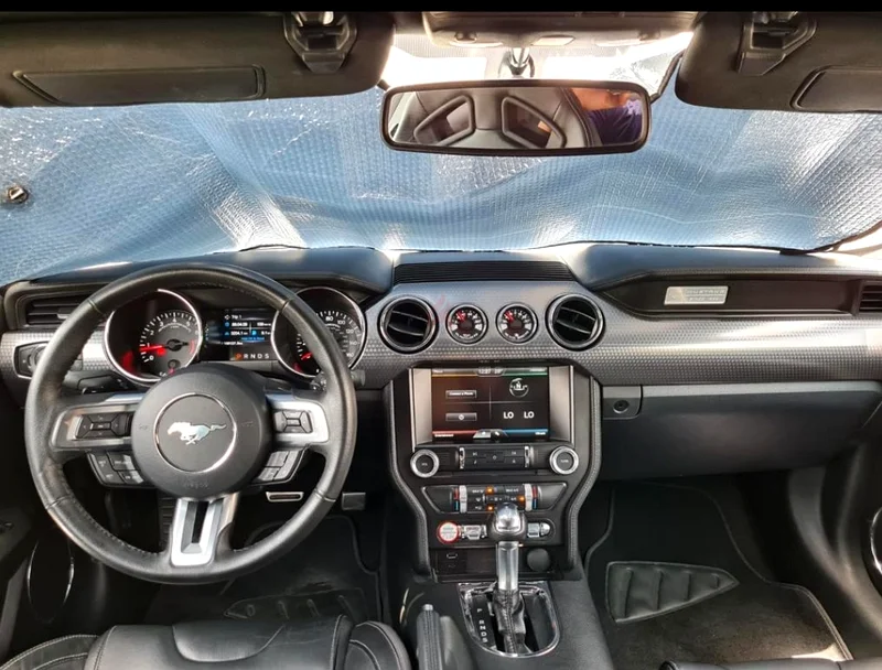 Mustang V4 Turbo ecoboost in perfect condition - serviced at Al Tayer63612081819267113