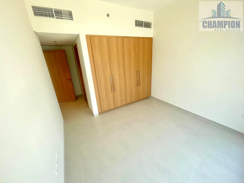 Brand new building 1bhk : Rent 80K ; 1  balcony : gym &  Pool : Parking63766955104130113