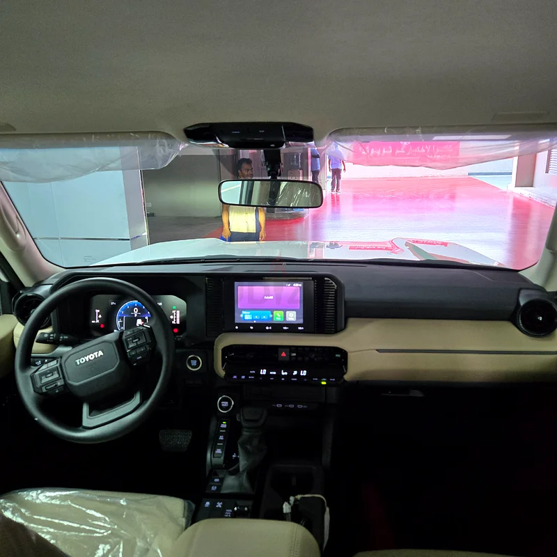 Brand new 2025 Toyota Prado Al Futtaim warranty for 3 years63612451225091114