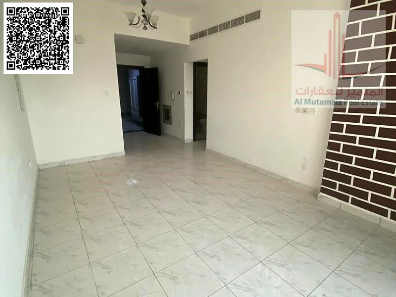 للبيع. مبنى قريب من شارع الكويت في منطقة دخل مرتفع63885247960449113
