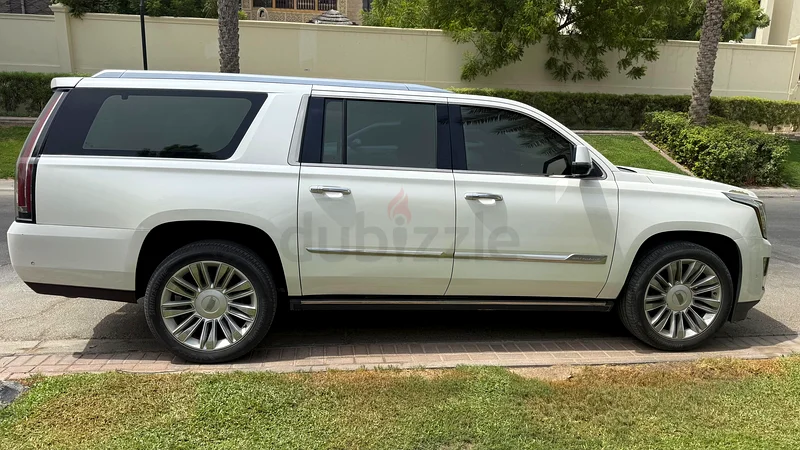 Cadillac Escalade 2017 model LWB, Excellent Condition63612058343170114
