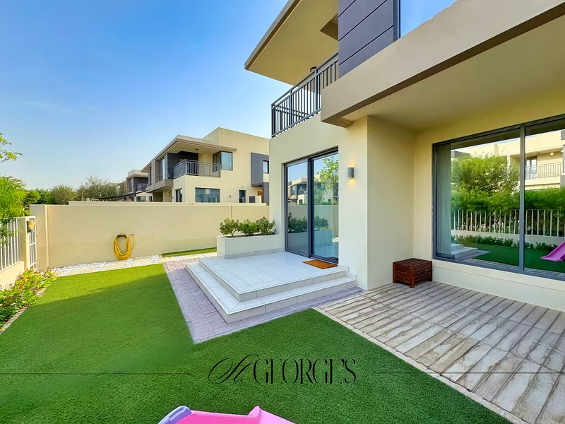 Exclusive | Upgraded | Green Strip Plot64045782416770114