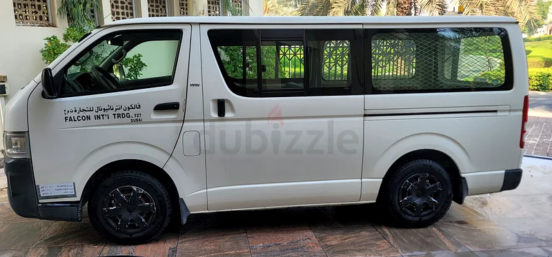 VAN HIACE SALE63612448382723114