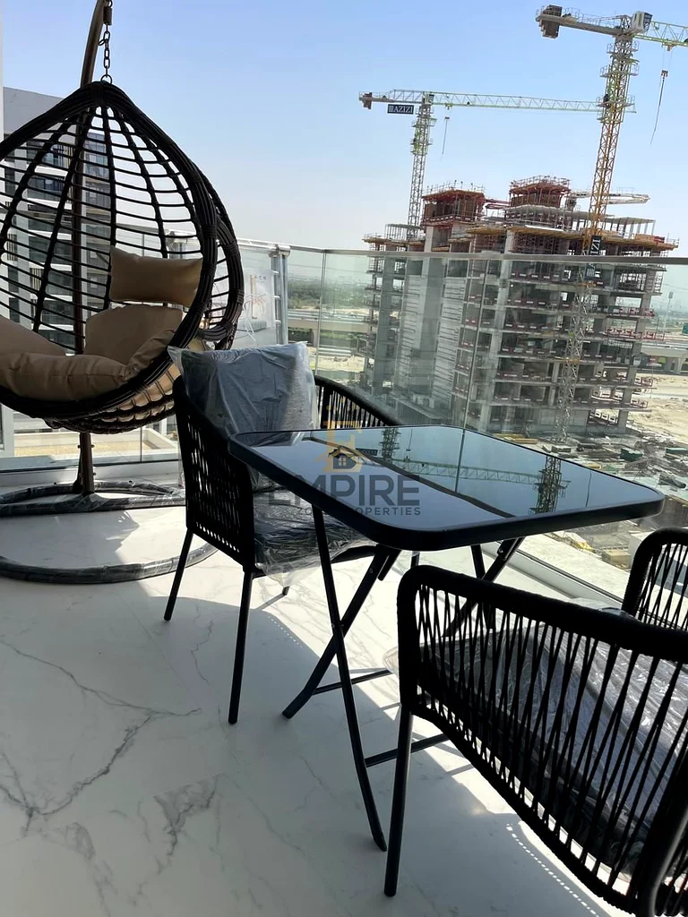شقة فاخرة مفروشة / جديدة بالكامل / بدون رسوم المبرد63801896582913113