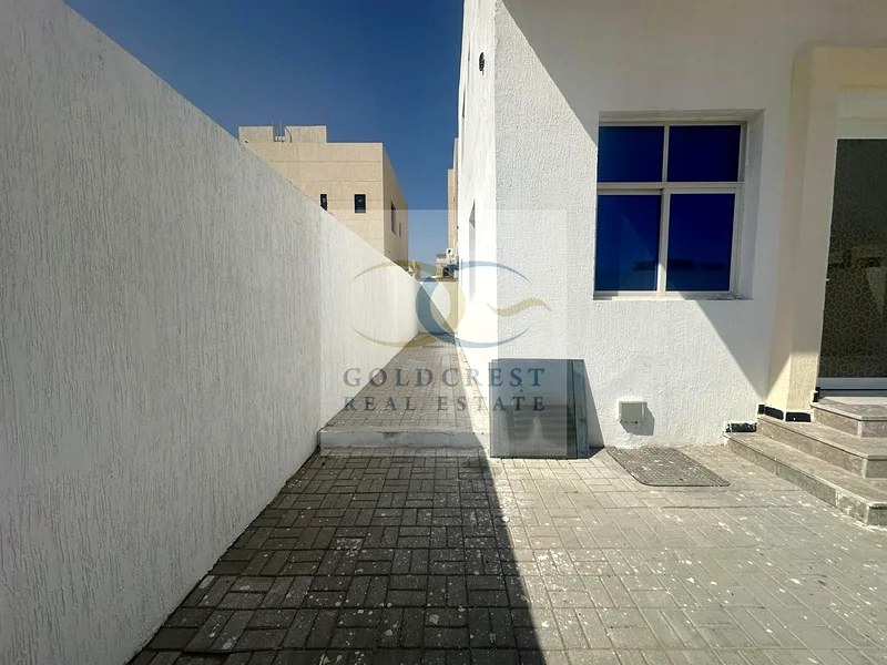 فيلا فاخرة جديدة كليًا مكونة من 4 غرف نوم في الزاهية، عجمان63612101734401114