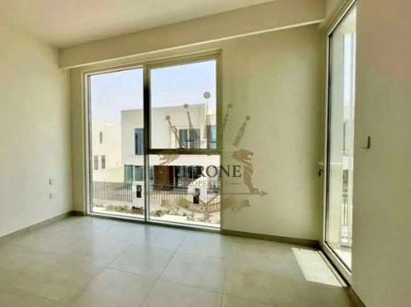 مبنية حديثًا + خادمة | بجوار الحديقة | بالقرب من وسائل الراحة63733234585858114