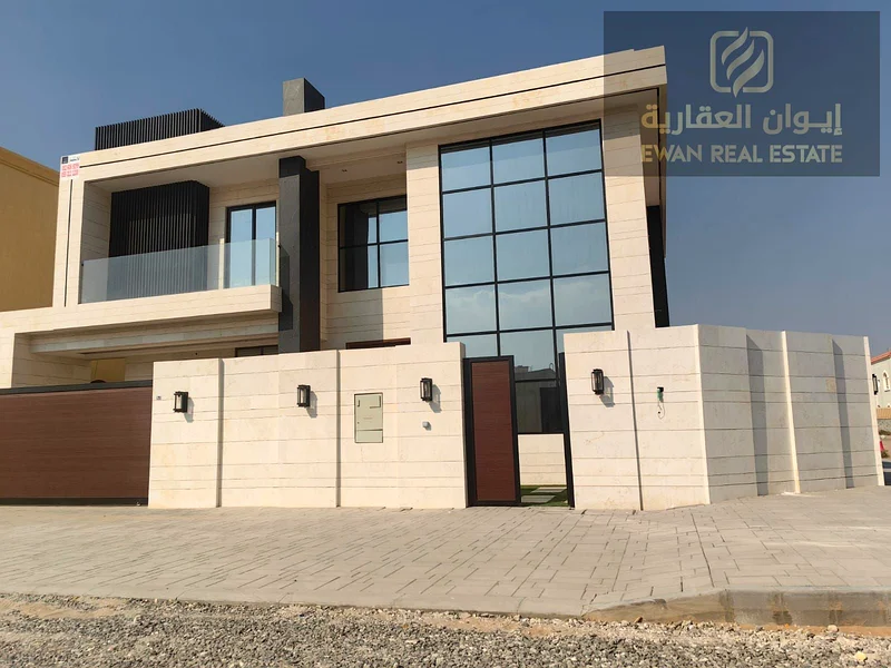 لدي فيلا فاخرة للبيع في موقع متميز. عرض خاص فيلا من 5 غرف نوم. تشطيب راقٍ مع مساحة خارجية كبيرة. فيلا تقع في الزاوية.63877790769282110
