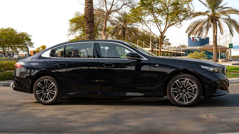 2025 | BMW 525LI M SPORT63612094293379112