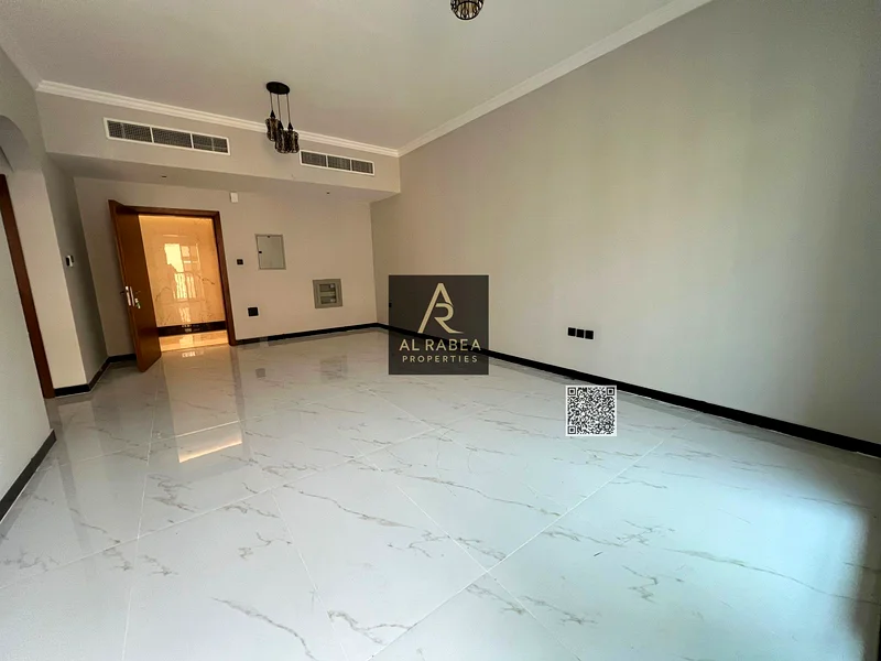 شقة بغرفة نوم واحدة مع غرفة معيشة وشرفة وحمامين. واسعة جدًا. 1300 متر مربع. أول من يسكن في أفضل موقع في المويحات63711602153730112