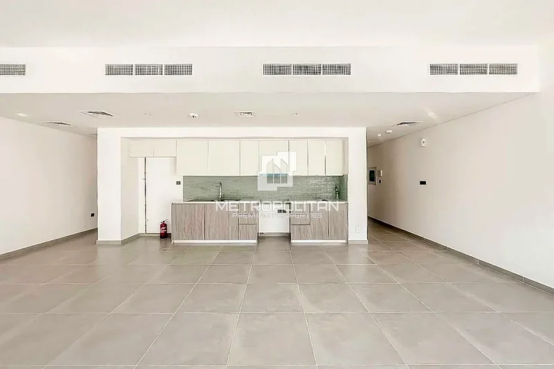 Vacant 3Bed Villa | Prime Location | Iris Layout63654981168513113