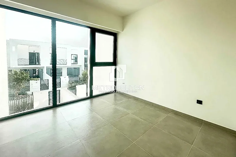 Vacant 3Bed Villa | Prime Location | Iris Layout63654981168513112