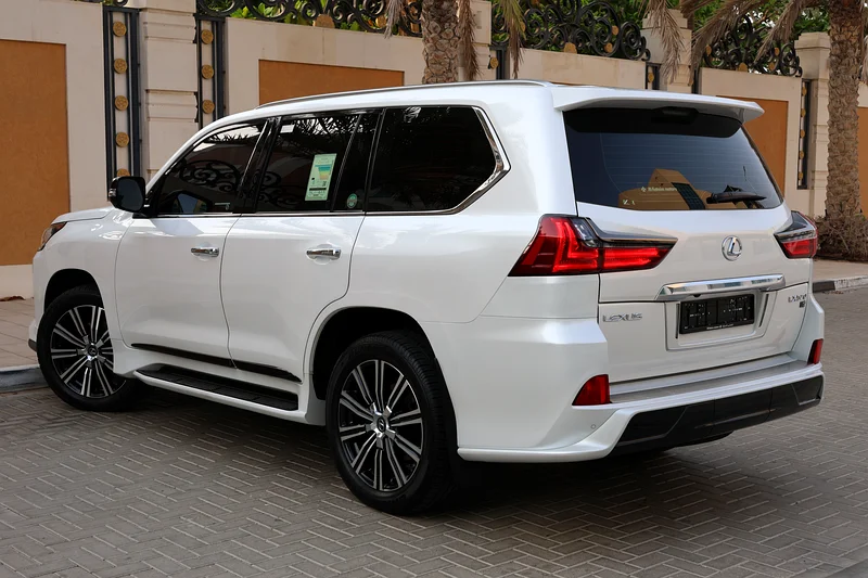 Lexus LX570-2021-36000km-UNDER WARRANTY-GCC SPECS63612073661315112