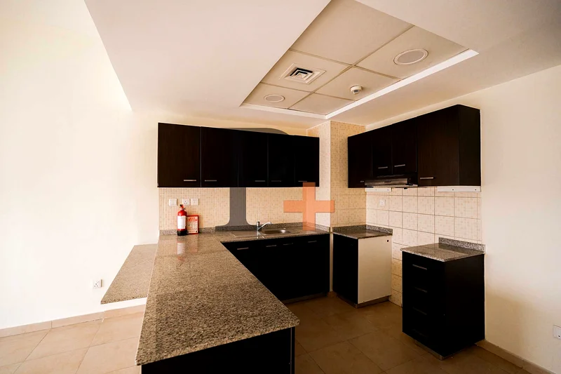 Hot Deal | Open Kitchen Layout | Tenanted63917686890754110