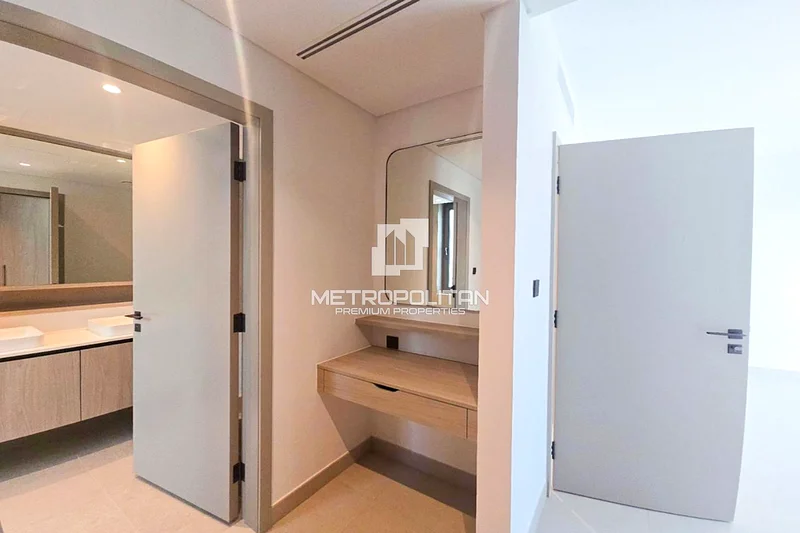 Spacious | Ideal for Family | Prime Location63734258068993114