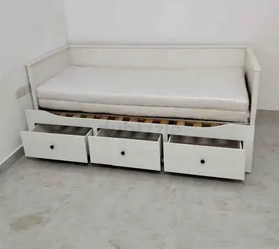 IKEA Hamnes Day bed with 3 storage drawers underneath and with 2 IKEA mattresses is available in exc