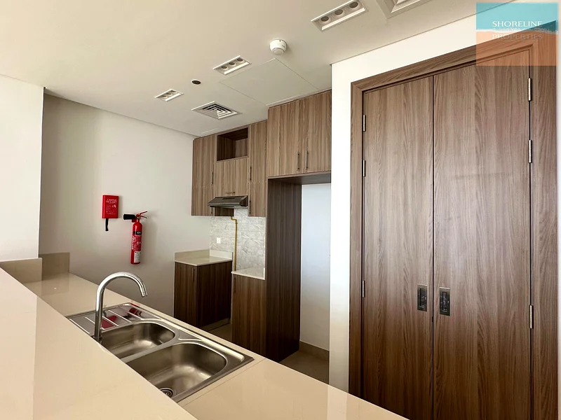 Modern 1BR | Waterfront | Ready to Move I Gateway63815047684993114