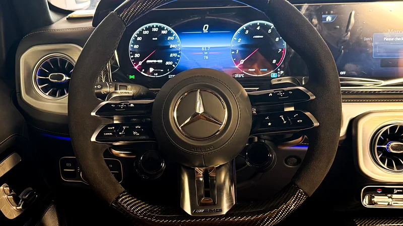 MERCEDES BENZ G63 AMG 2025 - DOUBLE NIGHT PACKAGE63613985513987114