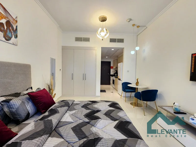 Golf View | Modern Studio | Carson C – DAMAC Hills63973312198915111