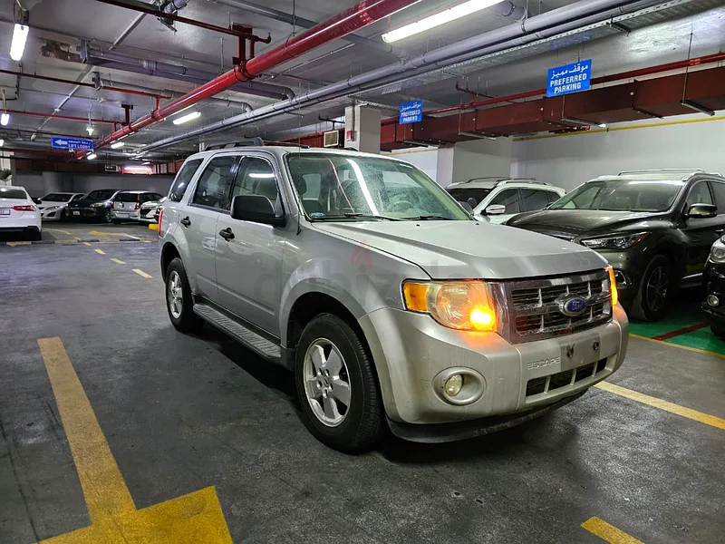 FORD ESCAPE 2012 MODEL FULL OPTION GCC CAR FOR SALE63612083513858112