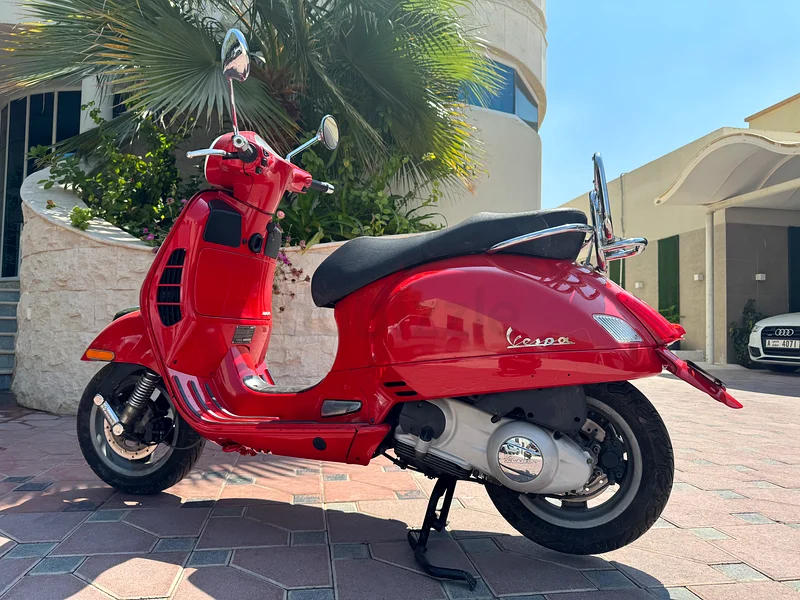 Gts 300 Vendo Vespa Gts 250 Gts 250ie Vespa 250 Rossa 2007 Vespa