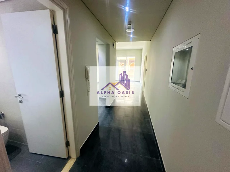 مطبخ شبه مغلق / حمامان / موقع متميز /63977768634497112
