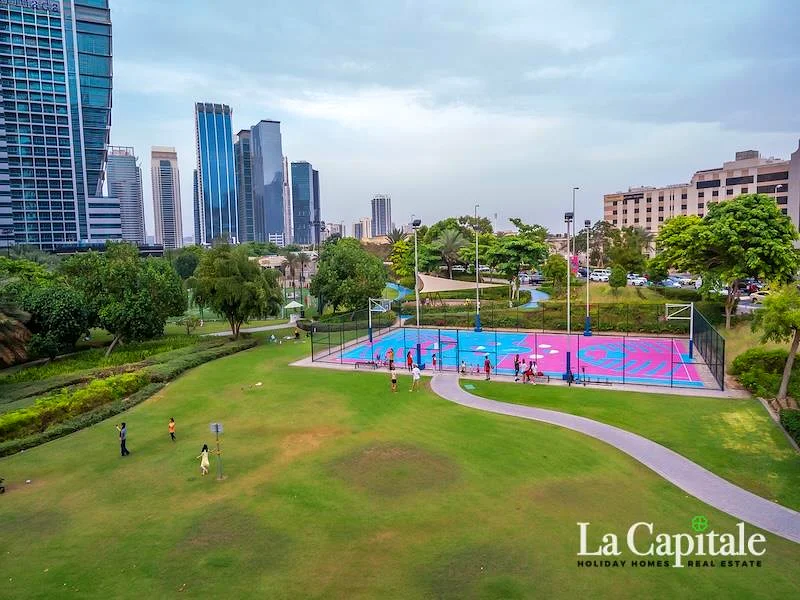 Well Maintained | Lake View | Prime Community63988682857089110