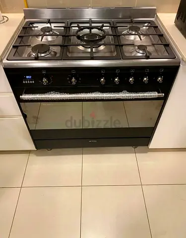 Smeg Top Gas oven electric stove Cooker 90x60cm freestanding black color