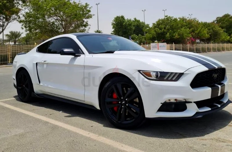 Mustang V4 Turbo ecoboost in perfect condition - serviced at Al Tayer63612081819267112