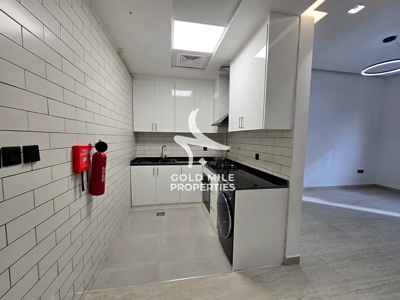 BRAND NEW || FAMILY BUILDING || KITCHIN APPLIANCES ||63800186861057113