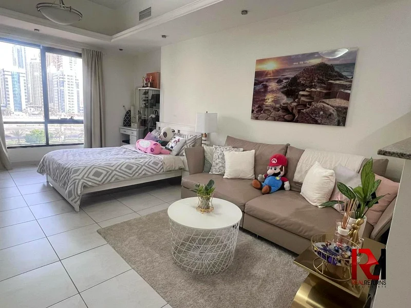 Studio | Next to Metro | Vacating Notice Served63988445652865112