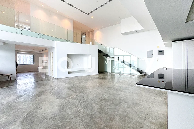 Fully Upgraded | Penthouse | Exclusive 1BR63793904502273113