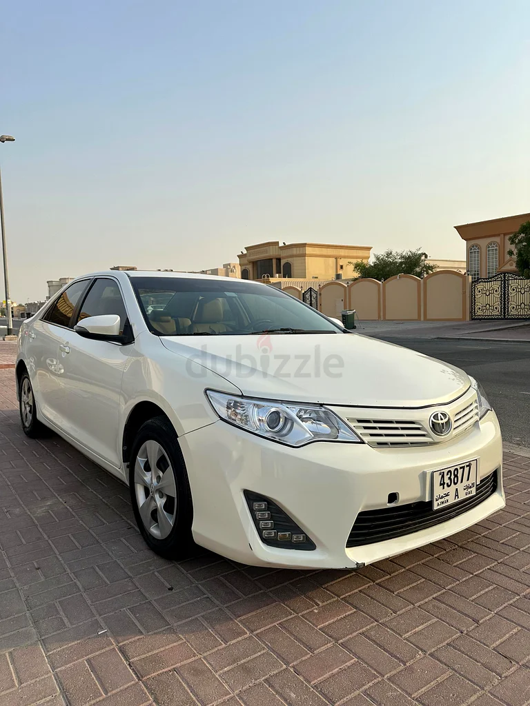 TOYOTA CAMRY GCC VERY GOOD CONDITION63612450198531111