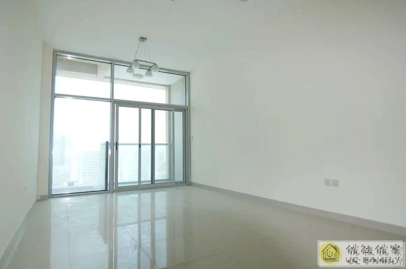 طابق أعلى - صيانة جيدة - مبنى مناسب للعائلات63731364889473113