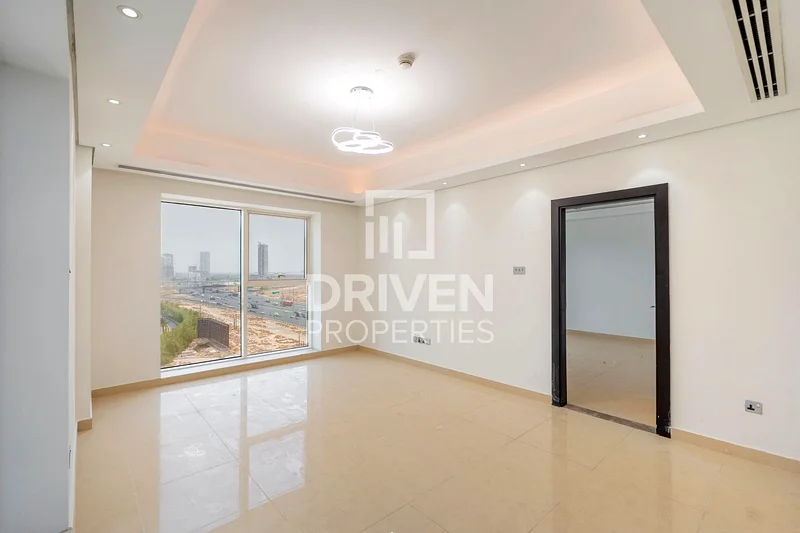 Spacious Layout | Bright Unit | Well Maintained63782222664066111