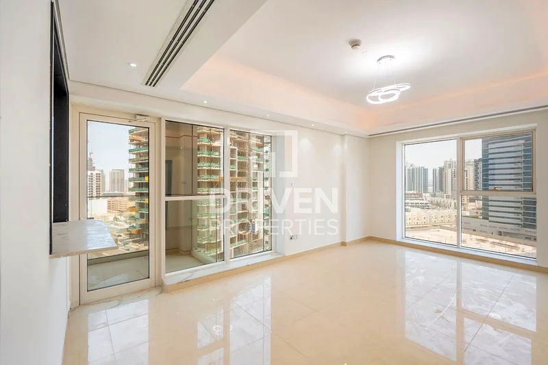 Spacious Layout | Bright Unit | Well Maintained63782222664066110