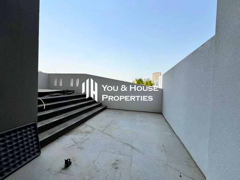 Delight 1 BR + Private Terrace I Modern Comfert I Be the First Tenant63788557029250112