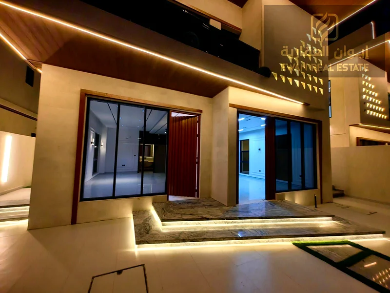 تشمل السعر رسوم التسجيل ورسوم الملكية. فيلا فاخرة للبيع في الهيليو 2 - تصميم عصري - مسبح خاص - تشطيبات راقية - ملكية حرة * d63898224580995111