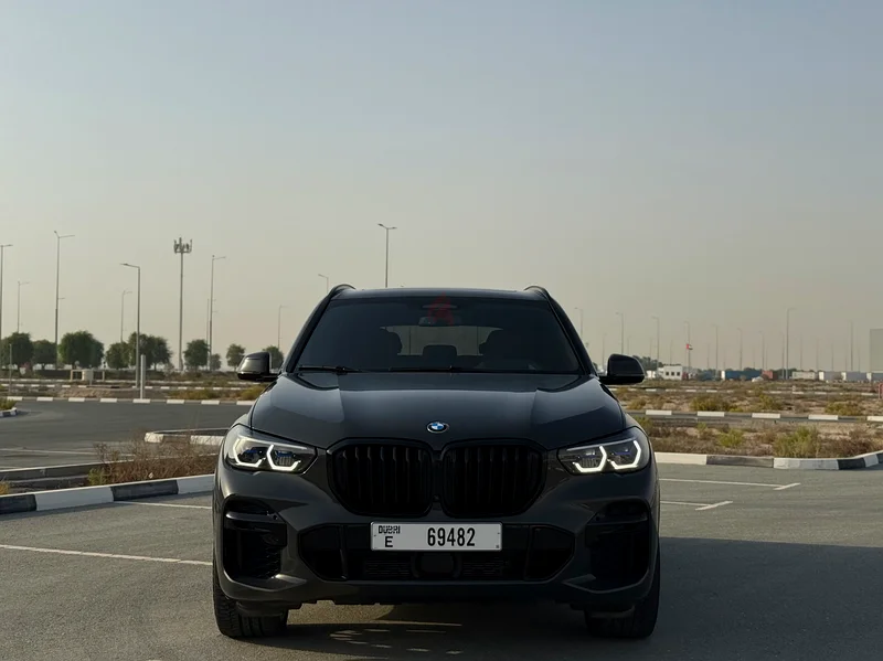 2023 BMW X5 xDrive40i M Sport – خيار كامل | رمادي | 38,369 كم | مواصفات الخليج63612446522497112