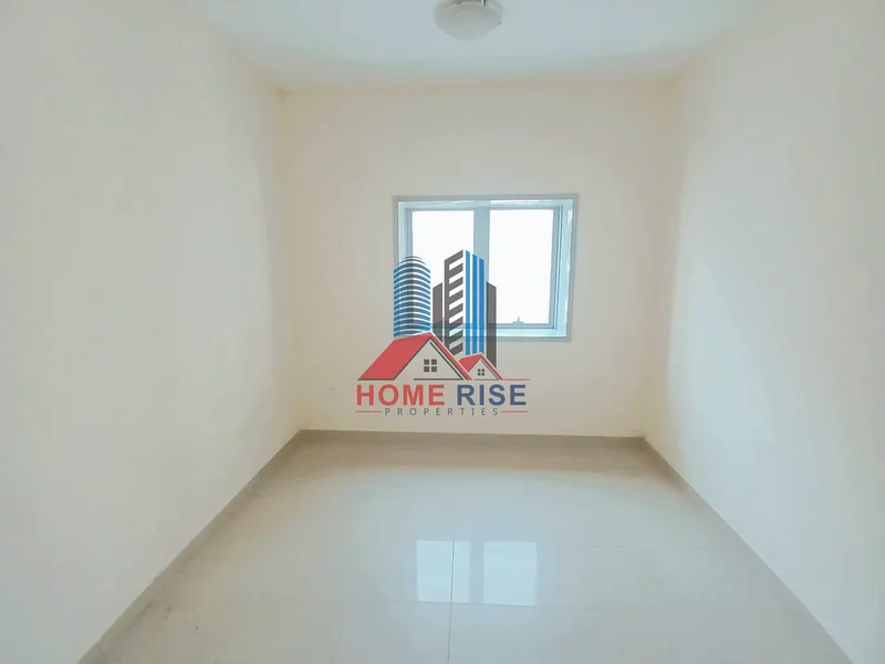 1BHK مع صالة | مبنى عائلي | حدود الشارقة ودبي63706953934851112