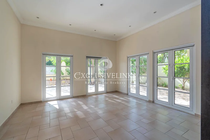 Cordoba | Single Row | Tenanted63917144846977113