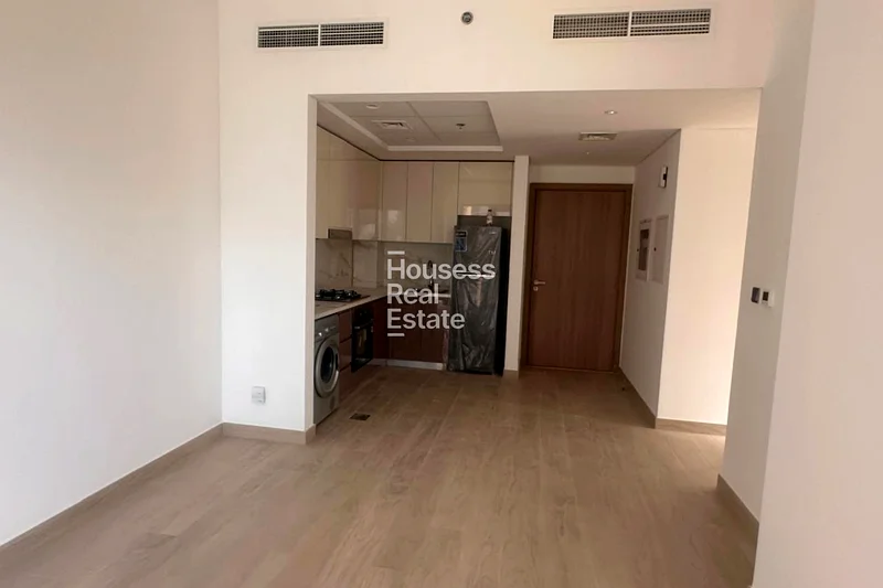 حديثة وفاخرة | إطلالات على برج وخليج قناة63801565391875113