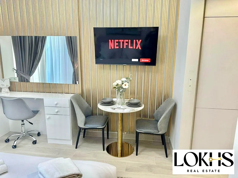 استوديو مؤثث مع إعفاء من رسوم المبردات | 12 شيكًا | 5200 درهم إماراتي شهريًا63803933566210114
