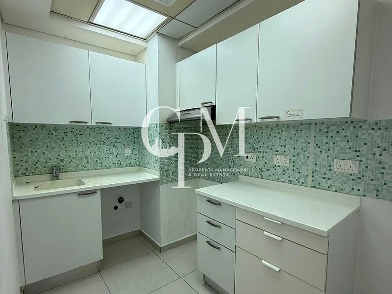 Elegant 1BR Apartment | Scenic Stunning Views63841521830017112