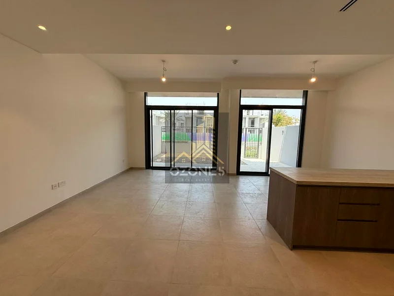 Three Bed & Made Ready To Move In63807551366145110