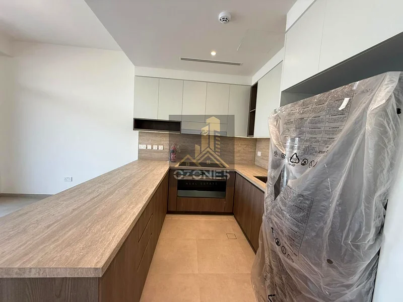 Three Bed & Made Ready To Move In63807551366145112