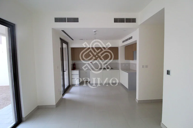 Best Price | Vacant on 15 Sep | Chiller Free63805749406211113