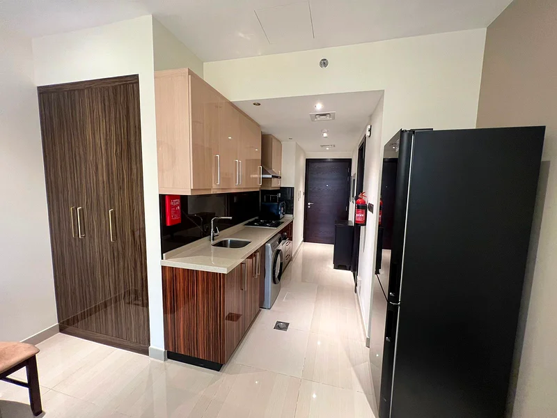 SPACIOUS STUDIO | PRIME LOCATION | FURNISHED63770824597121112